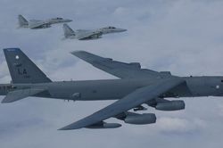 Giữa căng thẳng với Iran, Mỹ điều 6 pháo đài bay B-52 trực chiến