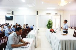 Tiếp xúc cán bộ cao cấp nghỉ hưu trên địa bàn thành phố Nha Trang