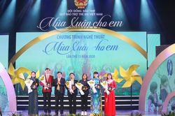 'Mùa xuân cho em'- món quà ấm áp của hoa hậu Phạm Bích Thủy