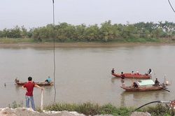 Đắm thuyền trên sông Trà Lý, hai vợ chồng ở Thái Bình gặp nạn