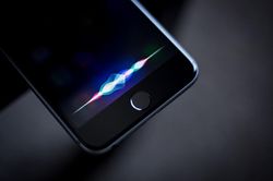 Điều bí ẩn ít người biết về trợ lí ảo Siri trên mỗi chiếc iPhone