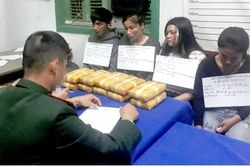 Bắt 4 đối tượng vận chuyển 60.000 viên ma túy