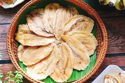 Lạ miệng, dễ làm với chuối ép phơi khô