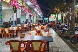 Thay đổi 'văn hóa' uống rượu bia: 'Cộng đồng nhậu' đã e dè