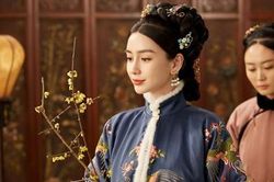 Angelababy quý phái trong tạo hình cổ trang