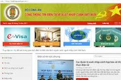 Đã niêm yết số điện thoại để giải đáp về thủ tục xuất nhập cảnh