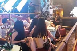 Bảy đối tượng dương tính với ma túy trong quán bar