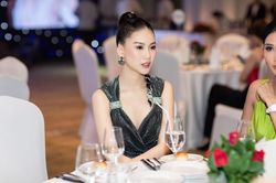 Khánh Vân, Hương Giang khuyên Quỳnh Hoa thi hoa hậu