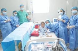 Ghép tế bào gốc cứu sống bệnh nhi 4 tuổi