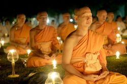 Suy nghiệm lời Phật : Giữ tâm như chăn trâu