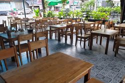 Chủ nhà hàng, quán nhậu ở Đà Nẵng 'méo mặt' vì vắng khách