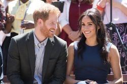 6 thành viên hoàng gia Anh tự kiếm tiền trước vợ chồng Hoàng tử Harry