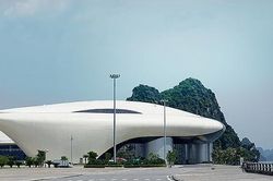 Xem nghe thấy đọc cuối tuần: Từ 'Âm nhạc quốc tế - Hạ Long' đến Rock symphony