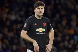 Maguire xông pha với MU, Pogba lấy đó mà làm gương