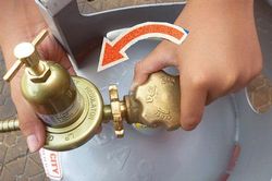 Tuân thủ nguyên tắc '3 luôn - 2 đừng' giúp nấu nướng thả phanh, nửa năm mới thay bình gas 1 lần