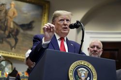 Tổng thống Trump tiết lộ về âm mưu 'thổi bay' Đại sứ quán Mỹ, khiến ông ra quyết định 'trảm' tướng Iran