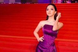 Hương Giang át vía dàn mỹ nhân với váy tím nữ thần tuyệt mỹ