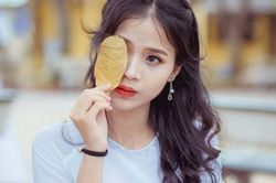 Đặng Trần Thủy Tiên và cuộc chiến ung thư ở tuổi 19: Có thể khóc nhưng không gục ngã