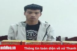 Bắt quả tang đối tượng vận chuyển pháo trái phép