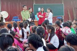 Trách nhiệm, nỗ lực hơn trong việc giữ rừng