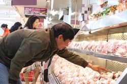 Big C Đà Lạt với nhiều chương trình bình ổn giá dịp tết