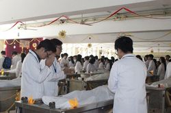 Xúc động lễ tri ân người hiến xác
