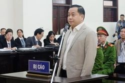 Thực hiện bút phê của Chủ tịch thành phố để làm trái pháp luật