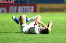 Cầu thủ U23 CHDCND Triều Tiên gục ngã sau khi để thua U23 Jordan