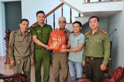 Chăm lo Tết cho người nghèo