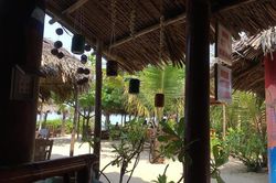 Bán 400 triệu tiền đất, mẹ chồng giấu giếm cho con gái quá nửa