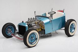 Đấu giá xe Ford Model T Moonshiner 1926 tự chế 'kịch độc'