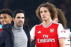HLV Arsenal hết lời khen ngợi 'lão tướng' David Luiz