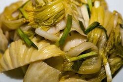 Tết cũng cần đến dưa cà mắm muối