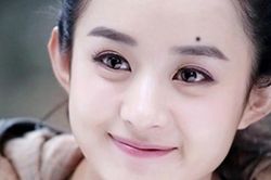 Phụ nữ có nốt ruồi ở vị trí này cả đời giàu sang phú quý