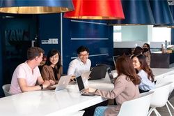 Startup Việt khát người tài