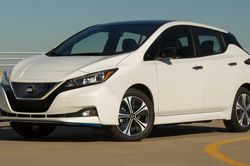 Nissan Leaf 2020 bổ sung công nghệ, tăng giá bán