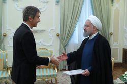 Quốc gia làm cầu nối xoa dịu căng thẳng Mỹ-Iran