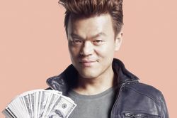 JYP nhận ý kiến trái chiều trước phát ngôn: Doanh số album là quan trọng nhất đối với một nhóm nhạc thần tượng