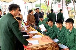 Tổ chức đón nhận, tư vấn, giới thiệu việc làm cho quân nhân hoàn thành nghĩa vụ trở về địa phương