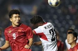 U23 Việt Nam 0 - 0 U23 Jordan: Không thể ghi bàn, thày trò ông Park gặp khó
