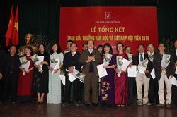 Hội Nhà văn Việt Nam trao Giải thưởng Văn học năm 2019 cho 8 tác phẩm xuất sắc