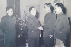 Người cộng sản kiên cường bất khuất, tấm gương mẫu mực về cần, kiệm, liêm, chính