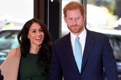 Nữ hoàng 'chốt' 6 vấn đề quan trọng về Harry và Meghan sau khi cặp đôi rời hoàng gia
