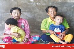 Cảnh khó khăn của cậu bé bị tổn thương não