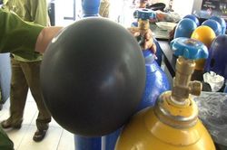 Siết kinh doanh khí N2O để ngăn chặn dùng bóng cười trái phép
