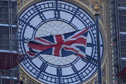 TT Anh muốn chuông Big Ben vang lên đêm Brexit, sau 3 năm im lặng
