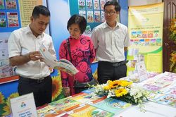 Lựa chọn sách giáo khoa lớp 1 mới: Lo không kịp tiến độ