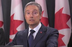 Iran nêu quan điểm về nạn nhân vụ 'bắn nhầm' máy bay, Canada phản ứng gay gắt