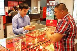 Giá vàng hôm nay 15/1: Tâm lý nghe ngóng ghìm chân giá vàng