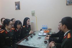 Cục truyền thông CAND thăm hỏi, động viên thân nhân gia đình liệt sĩ